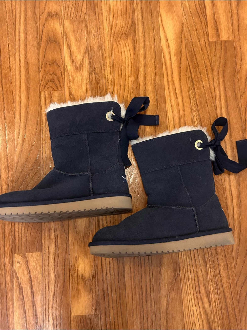 KOOLABURRA BY UGG ANDRAH SHORT Navy